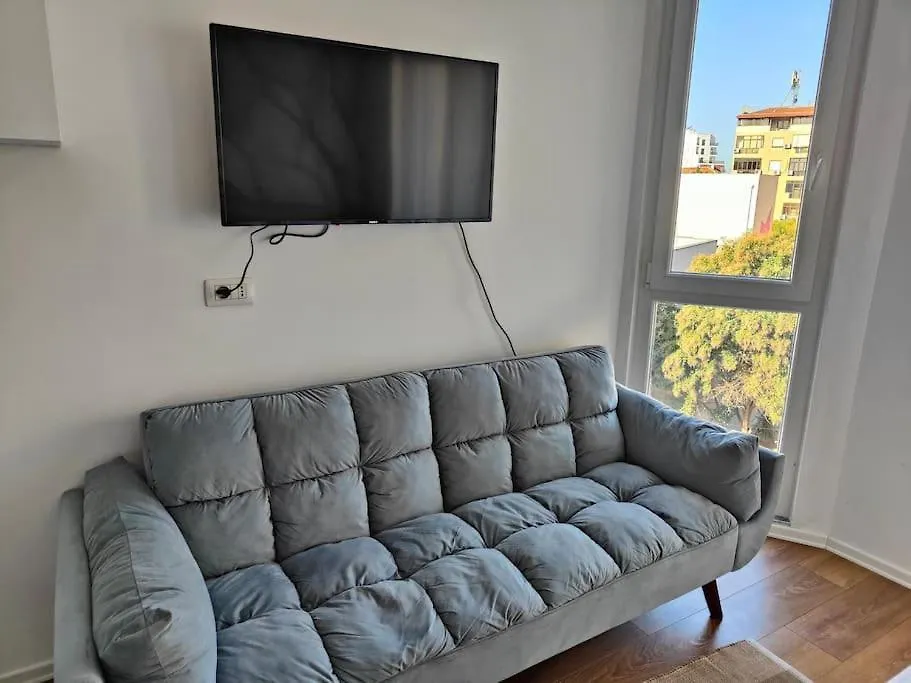 Ida Central Studio Apartment ティラナ アルバニア
